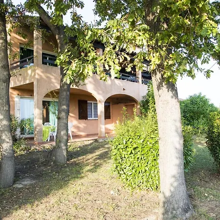 De Tourisme Marina Corsa Lägenhet