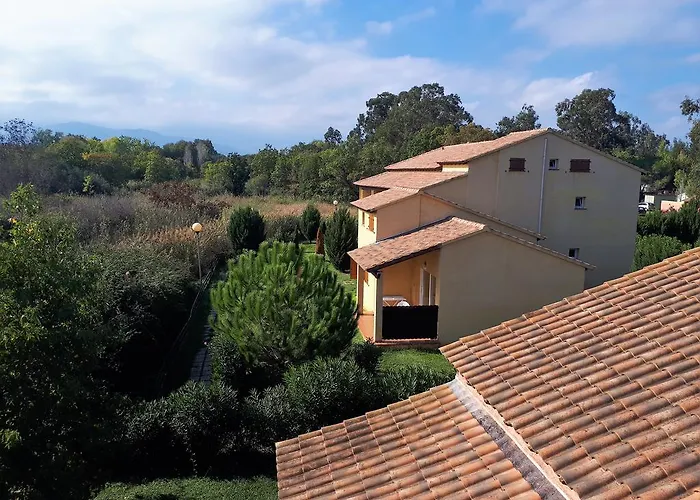 De Tourisme Marina Corsa Apartmán *