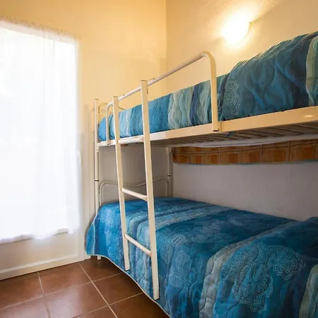 De Tourisme Marina Corsa جيزنوكسيا