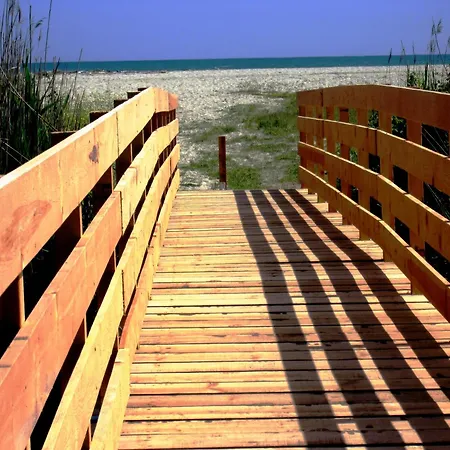 De Tourisme Marina Corsa جيزنوكسيا