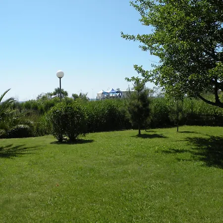 De Tourisme Marina Corsa جيزنوكسيا