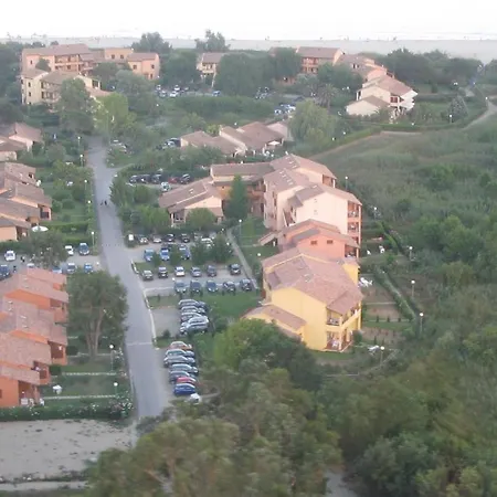 De Tourisme Marina Corsa * جيزنوكسيا