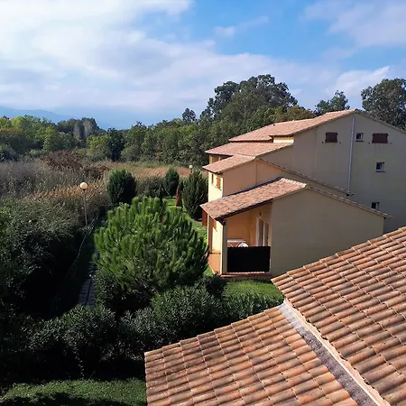 De Tourisme Marina Corsa Apartmán *