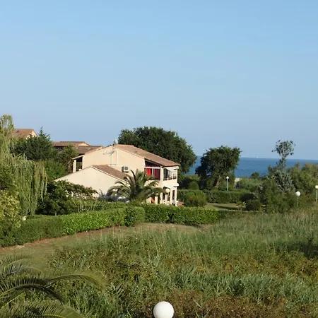 De Tourisme Marina Corsa جيزنوكسيا