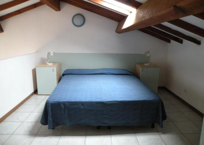 De Tourisme Marina Corsa Apartmán *