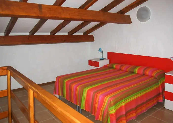 De Tourisme Marina Corsa *